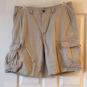 Men’s Chaps cargo shorts